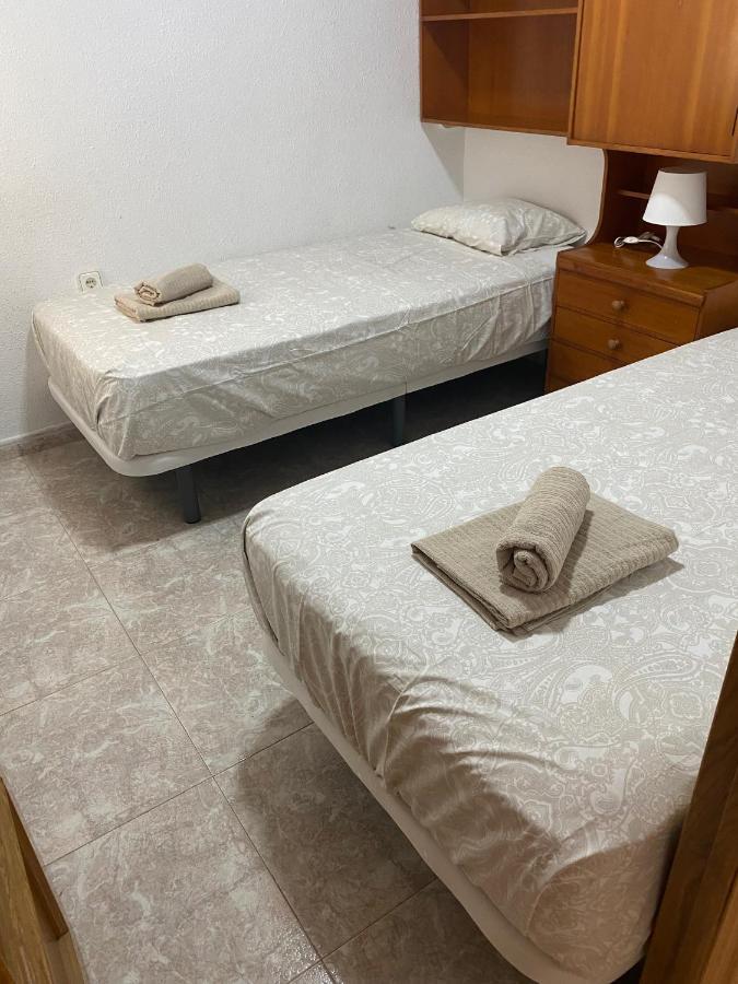 Cozy Apartment In Centre Of Alicante Near Plaza De Toros Bagian luar foto