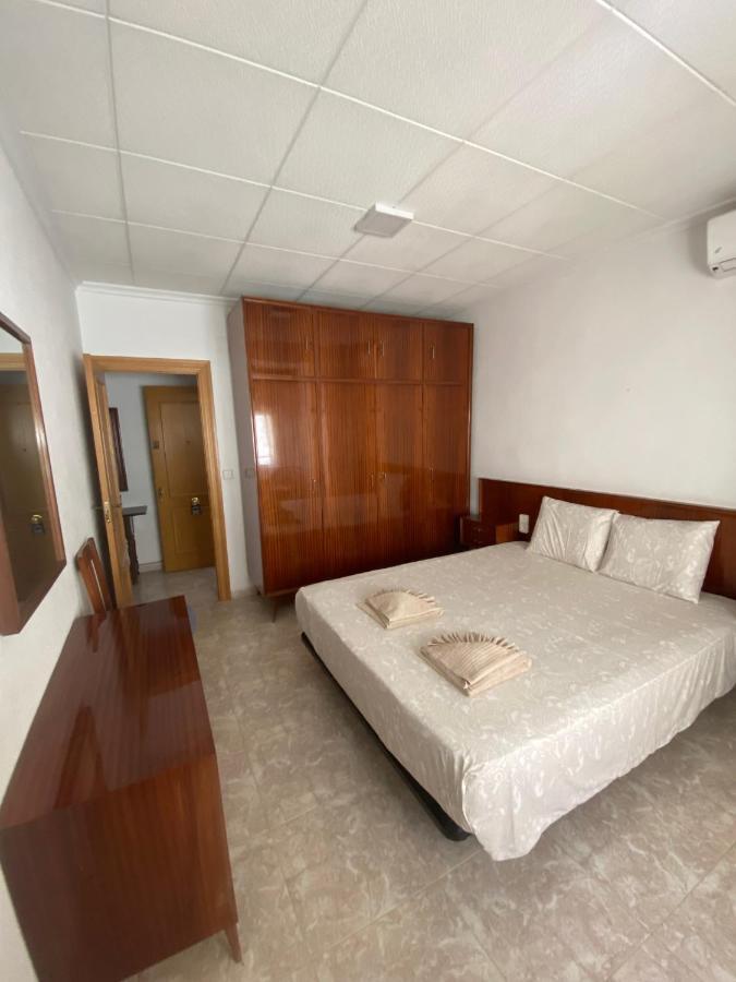 Cozy Apartment In Centre Of Alicante Near Plaza De Toros Bagian luar foto