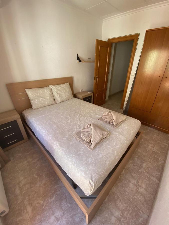Cozy Apartment In Centre Of Alicante Near Plaza De Toros Bagian luar foto
