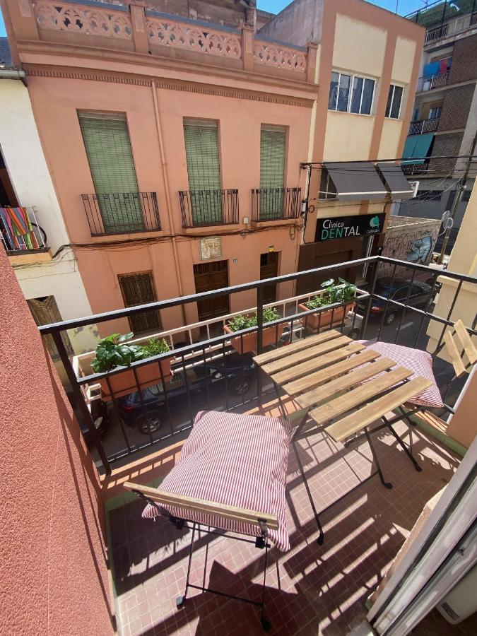 Cozy Apartment In Centre Of Alicante Near Plaza De Toros Bagian luar foto