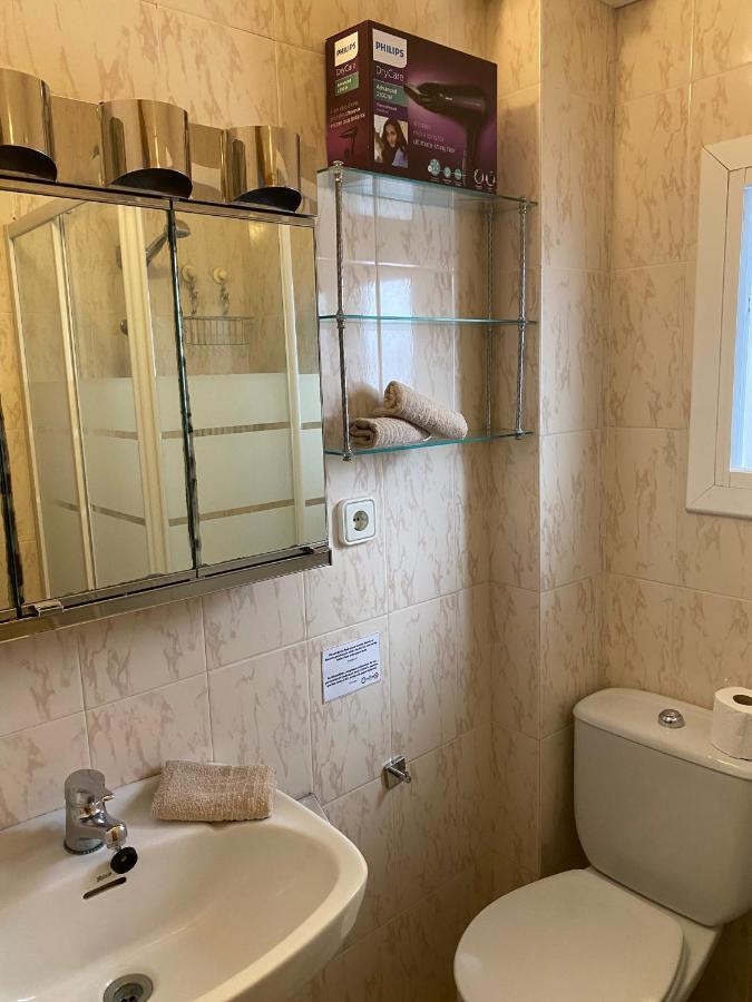 Cozy Apartment In Centre Of Alicante Near Plaza De Toros Bagian luar foto